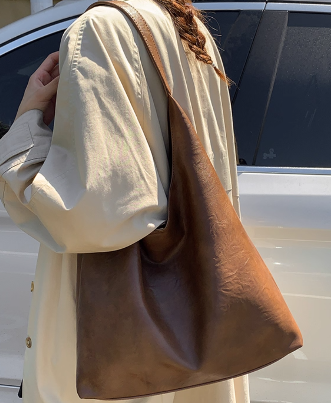 [$39.99] Large capacity retro underarm bag